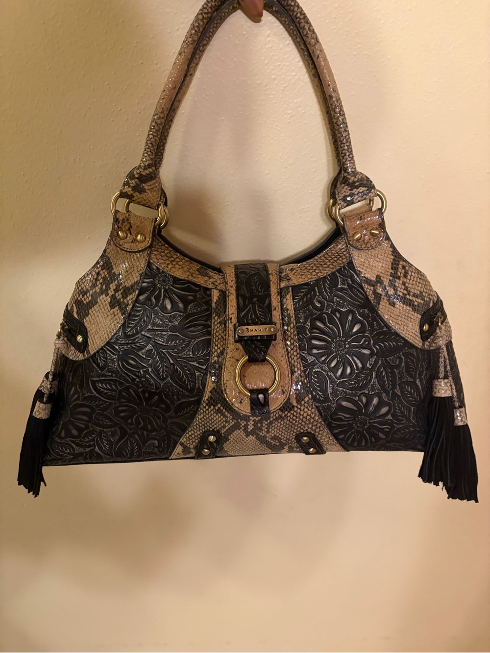 Sharif Floral Embossed SnakeskiniBlack & Tan  w/mirror wristlet 17”x9.5”x4.5” NW